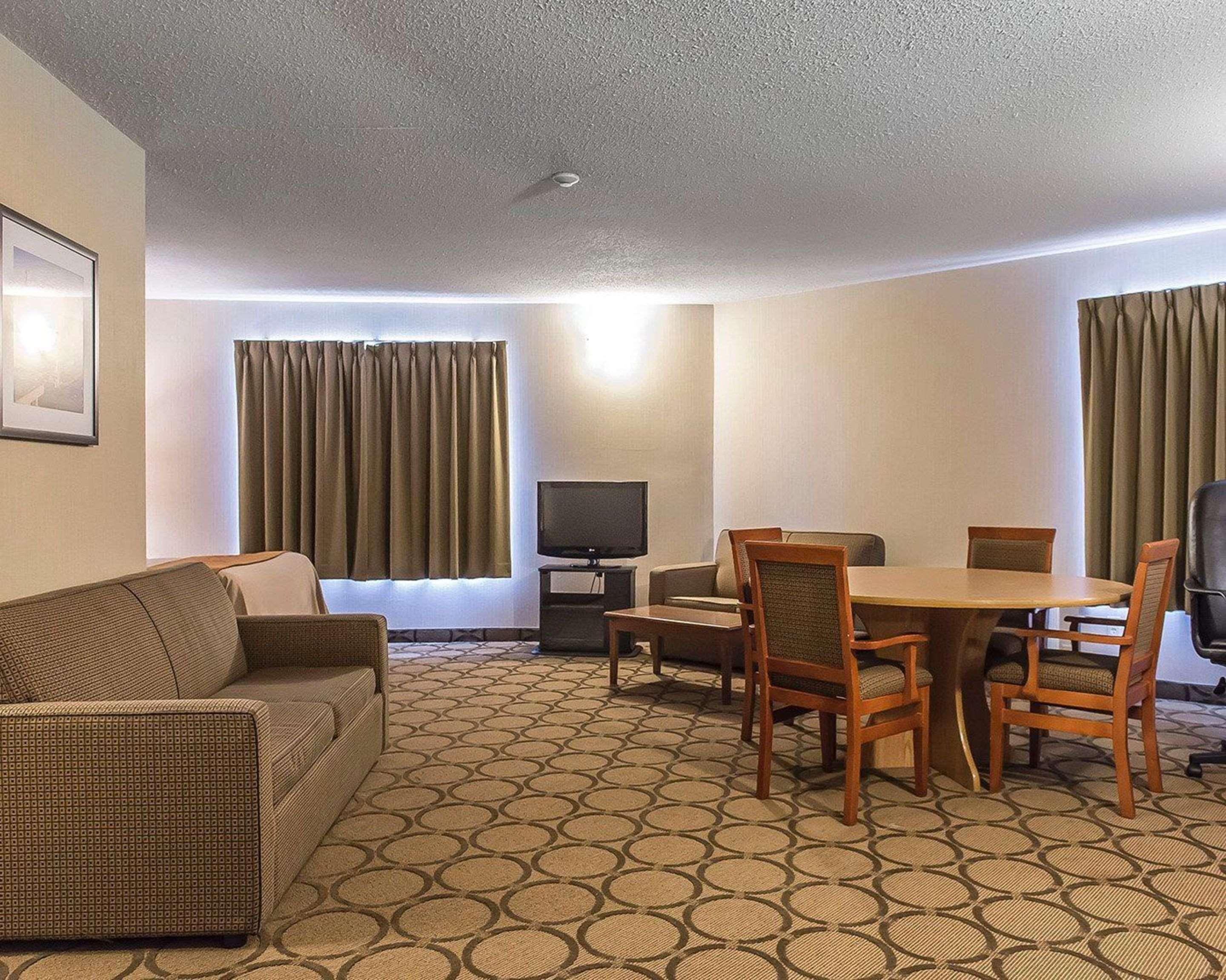 Comfort Inn Hwy 401 Κίνγκστον Εξωτερικό φωτογραφία