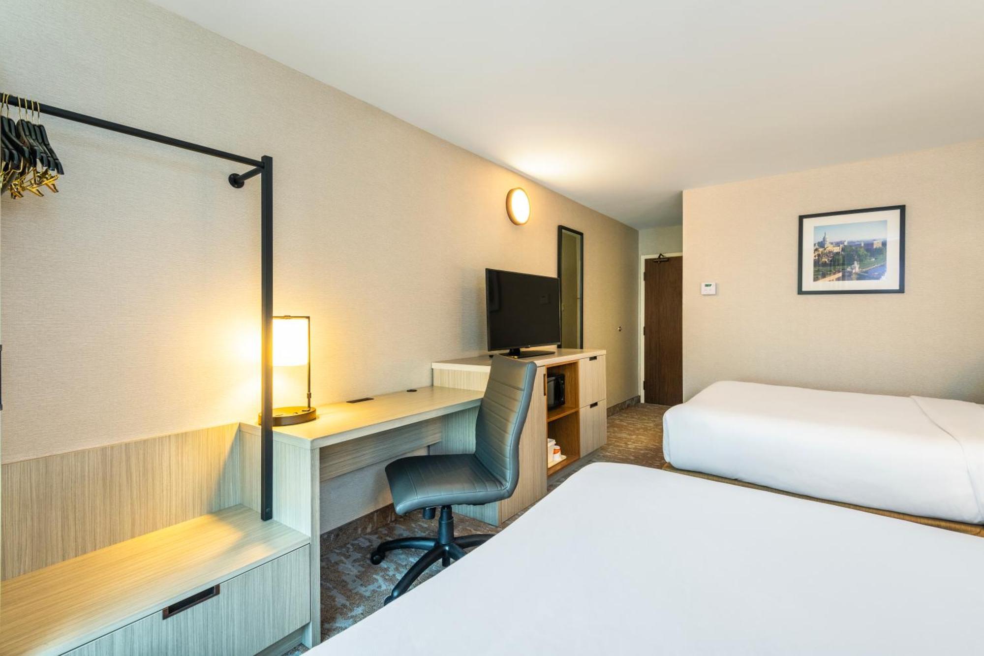 Comfort Inn Hwy 401 Κίνγκστον Εξωτερικό φωτογραφία