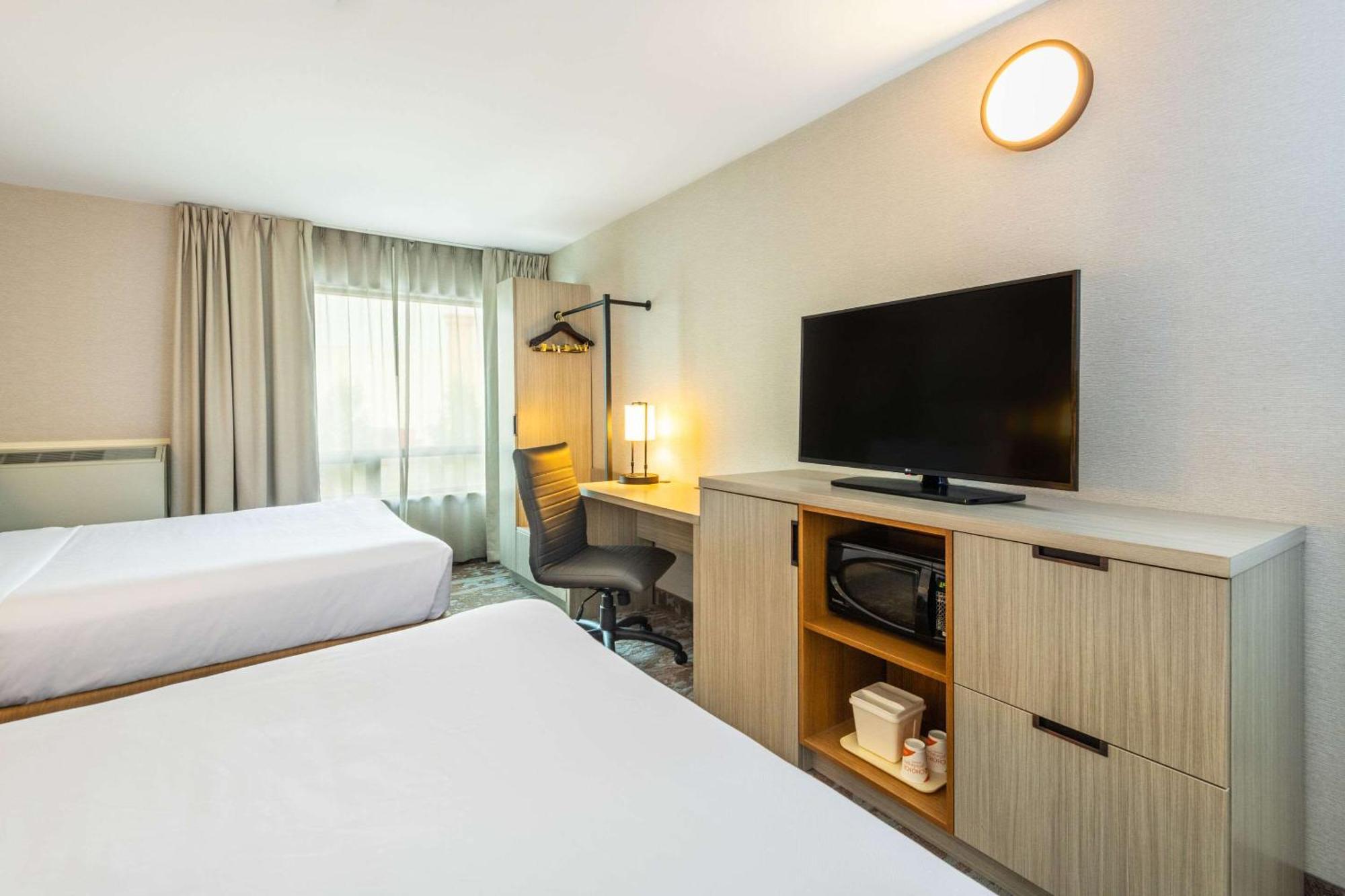 Comfort Inn Hwy 401 Κίνγκστον Εξωτερικό φωτογραφία
