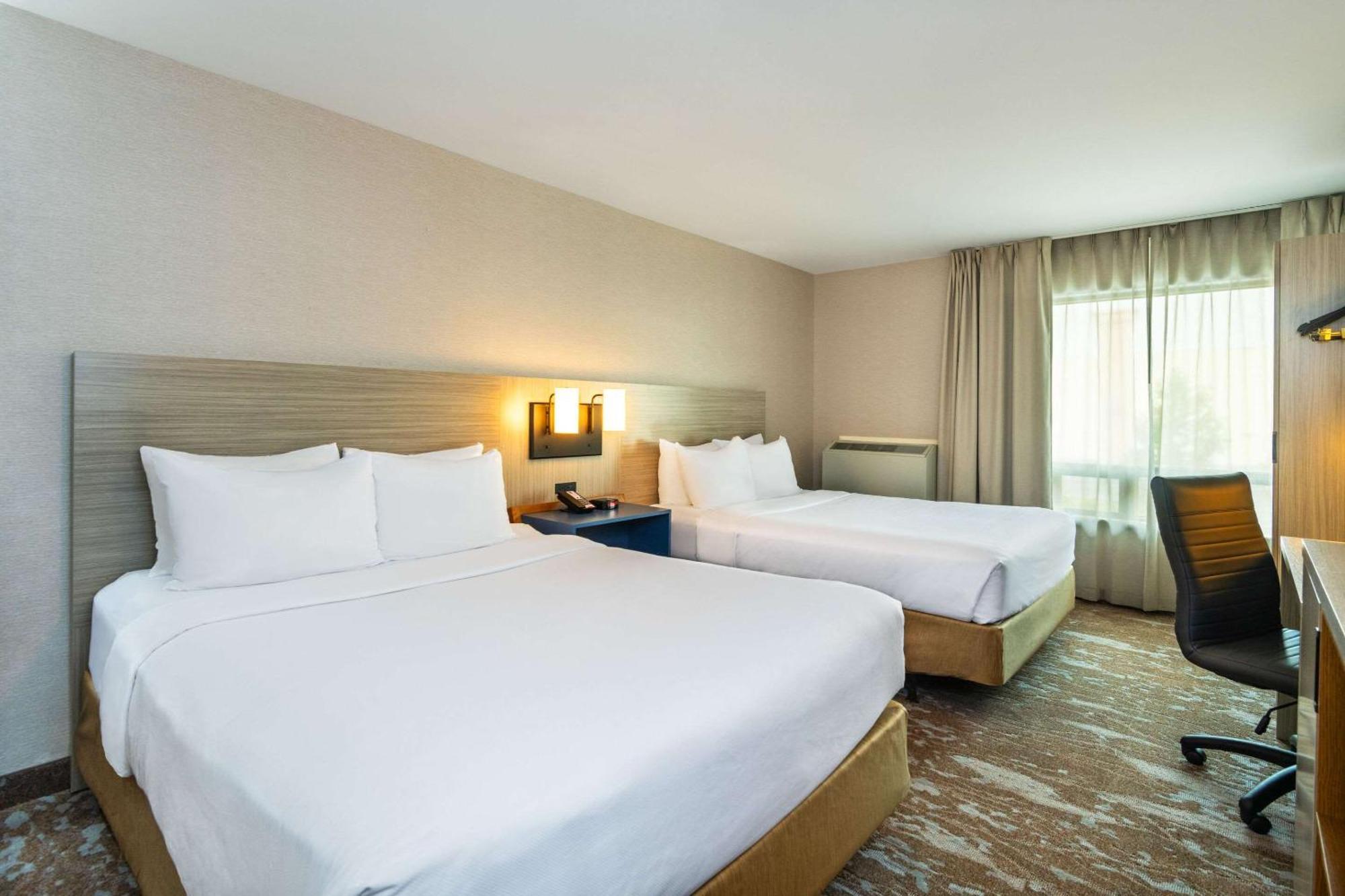 Comfort Inn Hwy 401 Κίνγκστον Εξωτερικό φωτογραφία